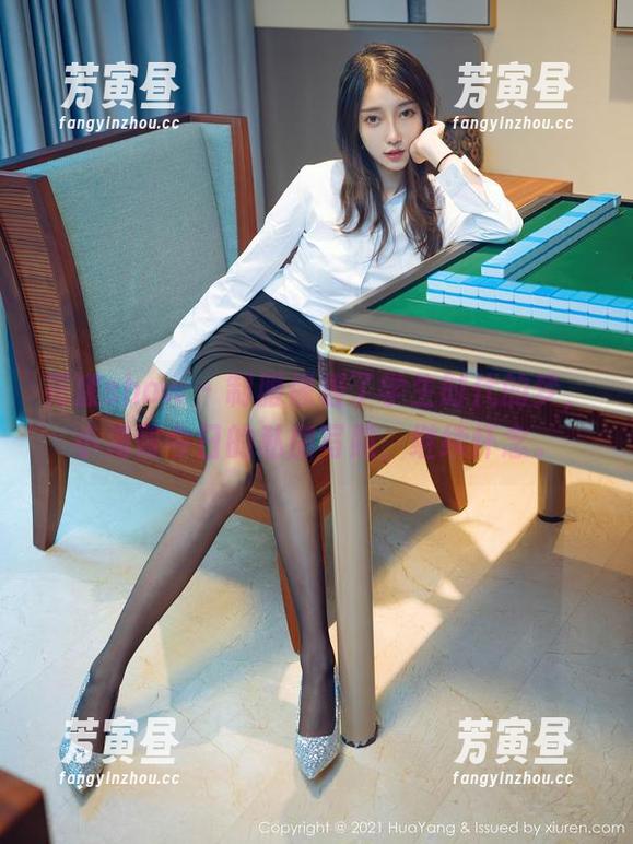 花漾show-小海臀 花漾show - 制服像极了学生时代的梦,小海臀今日的私房写照,继续怀念。