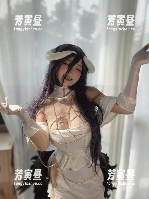 微密圈 - 葱油饼er的长腿，透过无圣光的作品瞧一瞧
