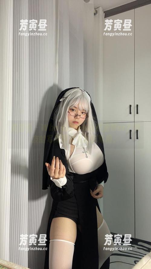 微密圈 - Who'sthereal葱油饼er？男友的写真图包告诉你真相。