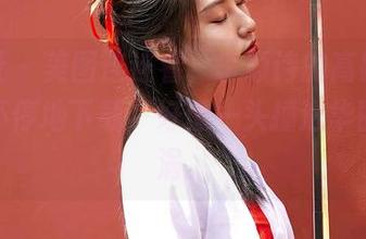 蜜桃社 – 美图连连看，李颖诗的高跟鞋让人想不停地下载，好像一头撞进华丽的旋涡。