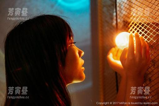 蜜桃社-陌子Mandy 蜜桃社 - 陌子Mandy眼镜照:只要你敢看,我就敢提供下载!