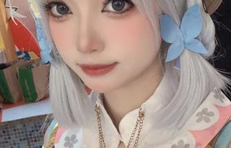 噢！又是一组许枳的嫦娥写真，心里小鹿乱撞