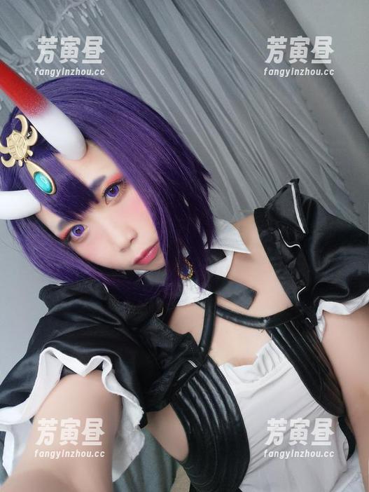 贞子蜜桃的定制礼服图集：这些裙子也太好看了吧，像极了甜点！