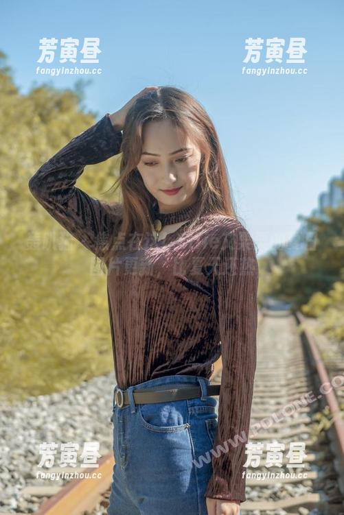 轰趴猫-Ellie艾栗栗 轰趴猫 - 焦点在这!Ellie艾栗栗的夏日图片更新,比夏天还热