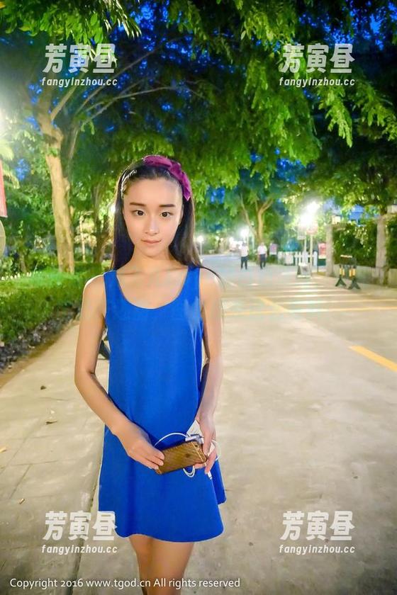 青豆客-刘飞儿Faye 青豆客 - 刘飞儿Faye的白色演绎,原图比奶茶还甜,图集原来这么有料!