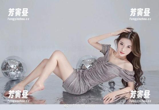 黎允熙baby 微密圈 - 精选黎允熙baby的泳装写真,来感受一下这份随性之美。