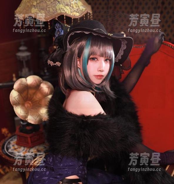 偶遇黑白御猫，来一场女仆cos图册的奇妙邂逅